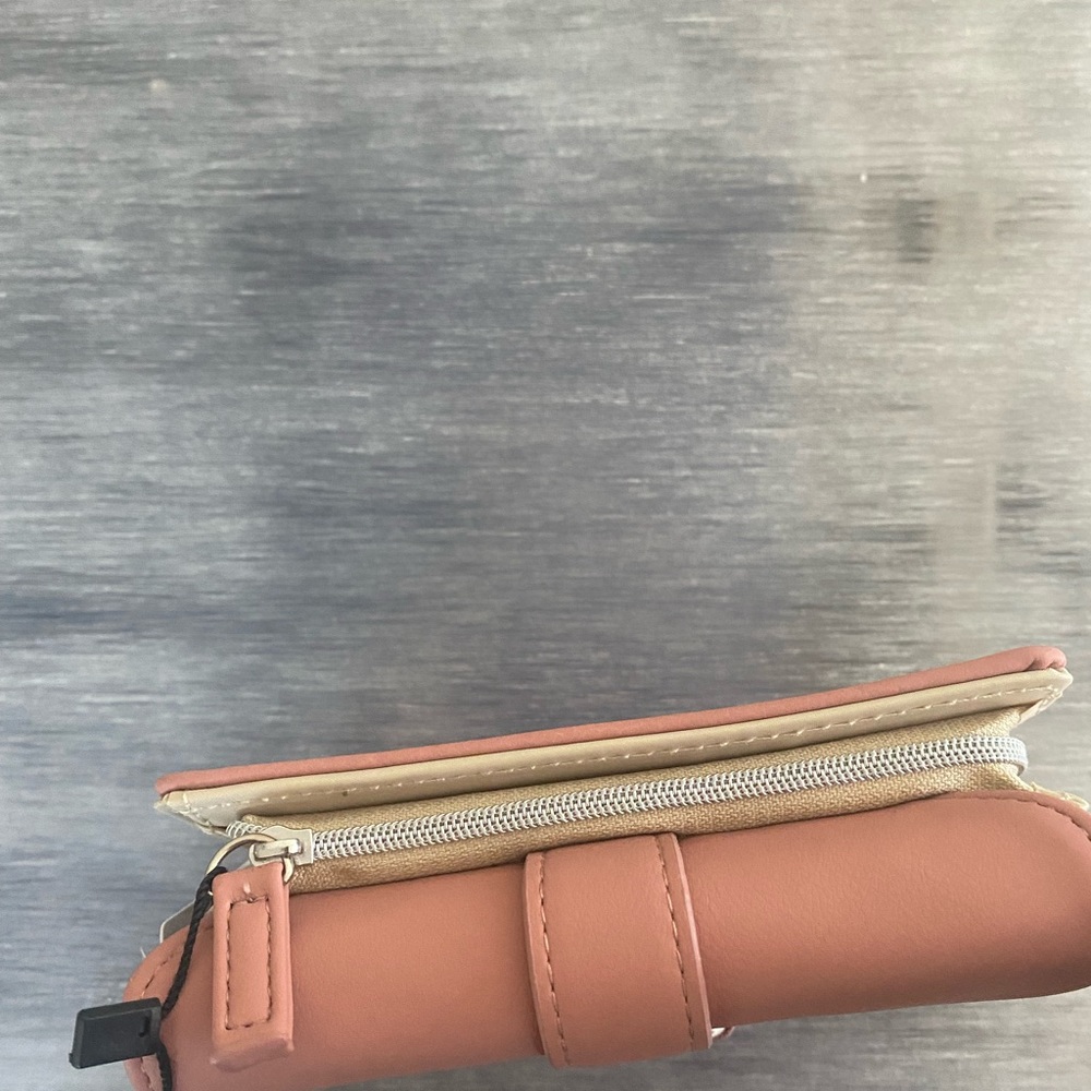 Mini Wallet - Picture 5 of 6
